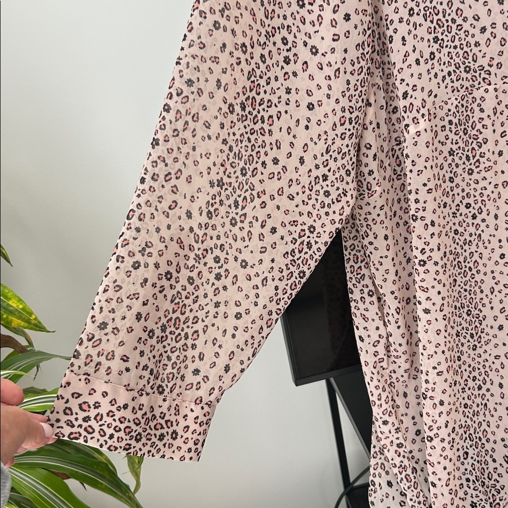 Torrid Chiffon Twist Front Tunic Shirt Tan Leopard Print Plus Size 5X - Picture 5 of 16